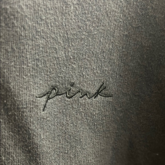 VS PINK  Logo Black /Gray Colorblock Long Sleeve Crewneck Sweatshirt - Picture 5 of 5